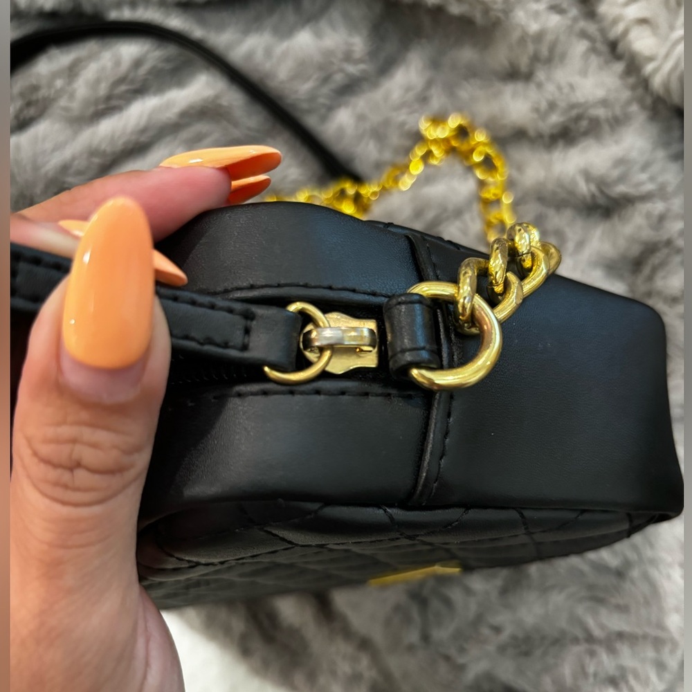 Imán Crossbody - Picture 9 of 12
